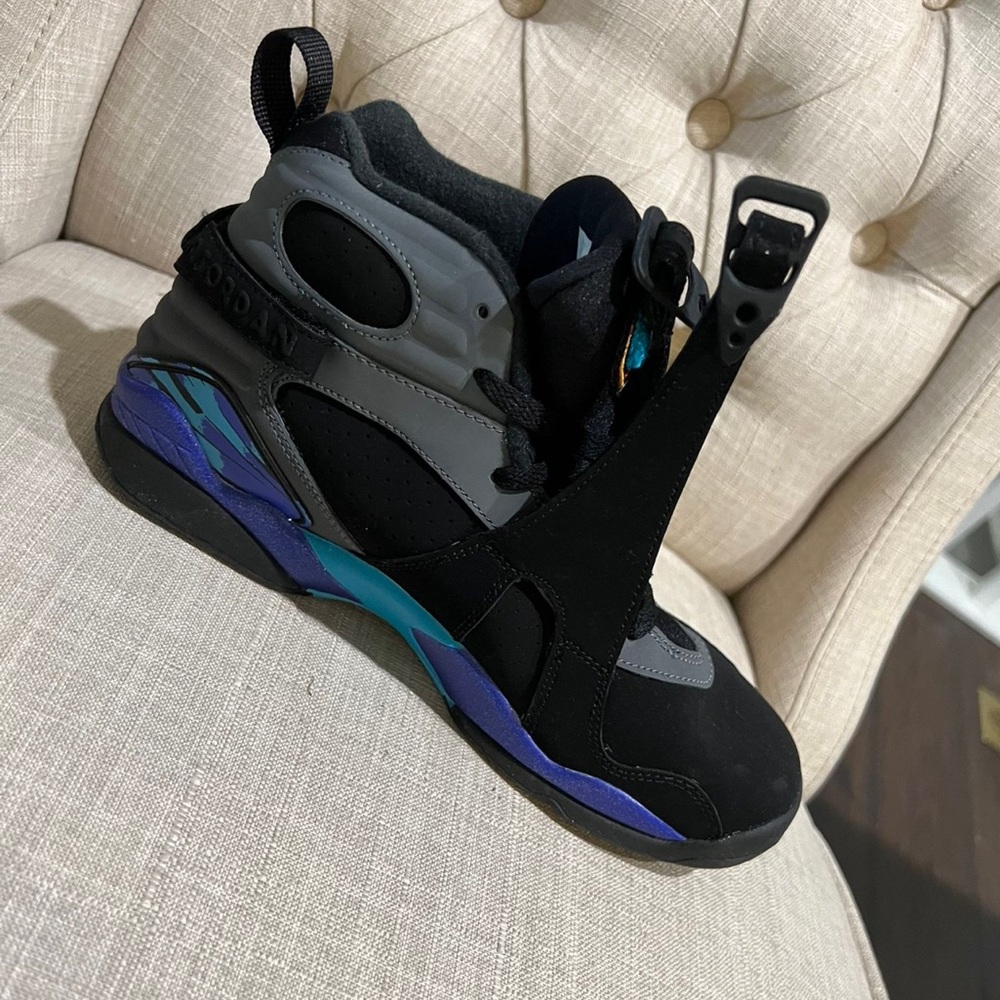 Jordan 8 Retro Aqua. Size 6.5 in youth